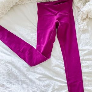 Size 2 lululemon legging (fits like 0)